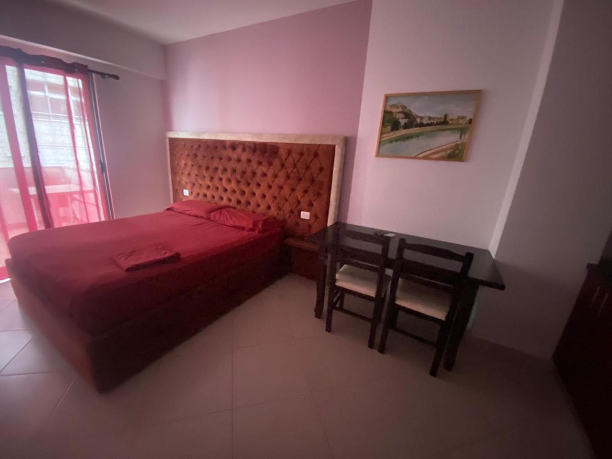 Shengjin Apartamente Antoni Bagian luar foto