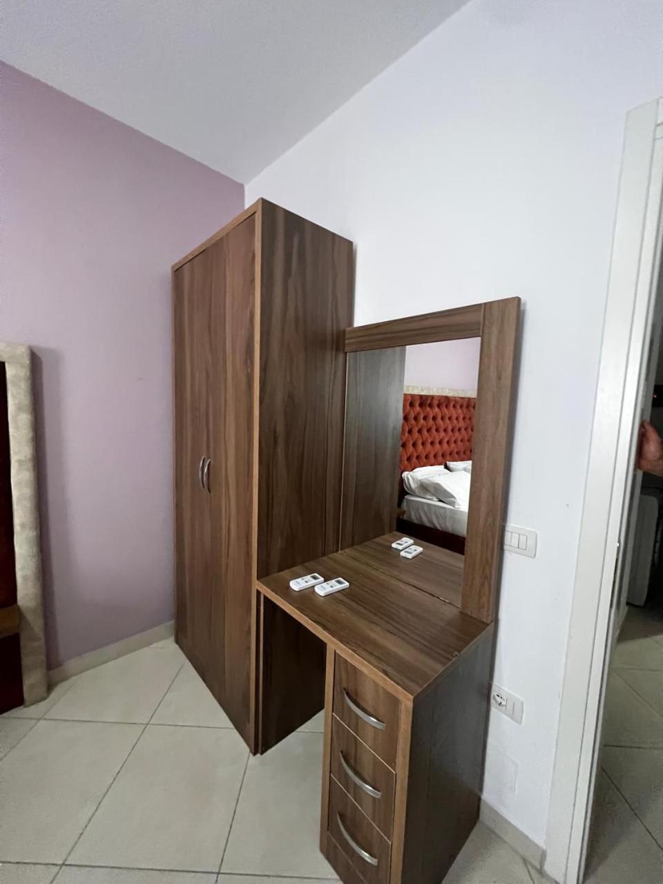 Shengjin Apartamente Antoni Bagian luar foto