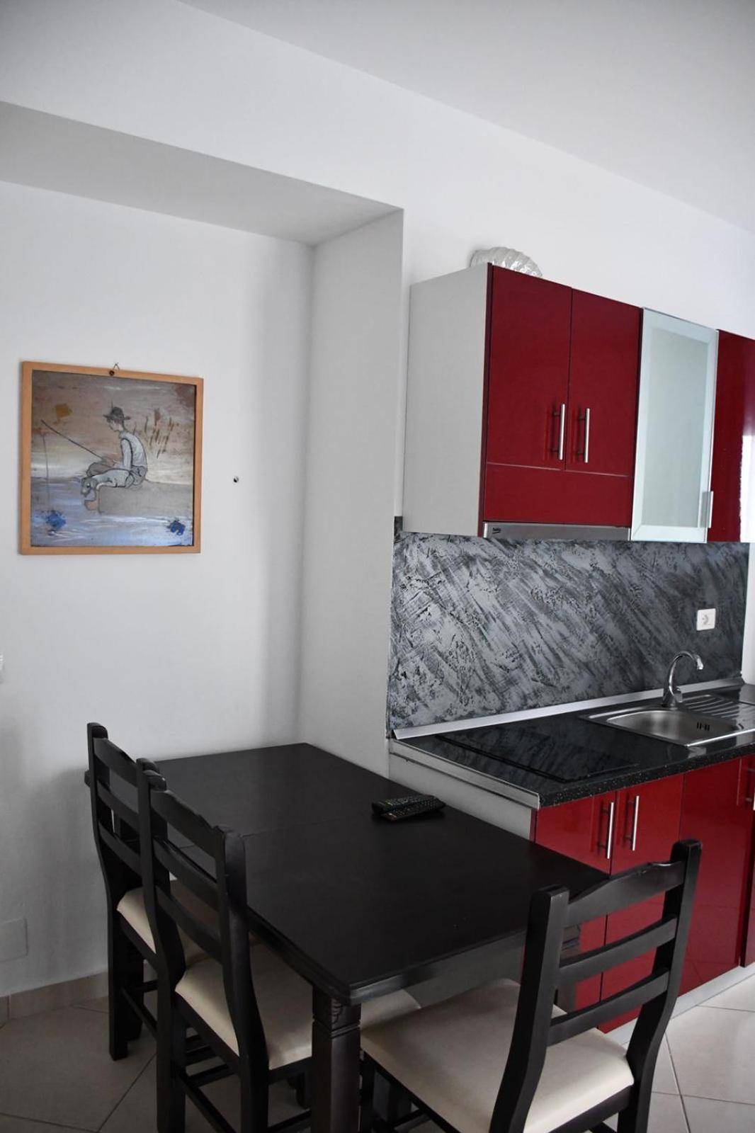 Shengjin Apartamente Antoni Bagian luar foto