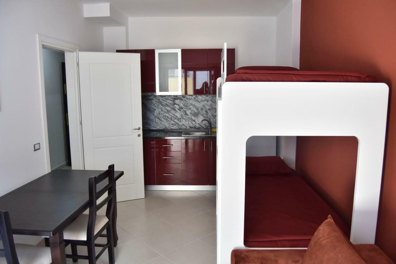 Shengjin Apartamente Antoni Bagian luar foto