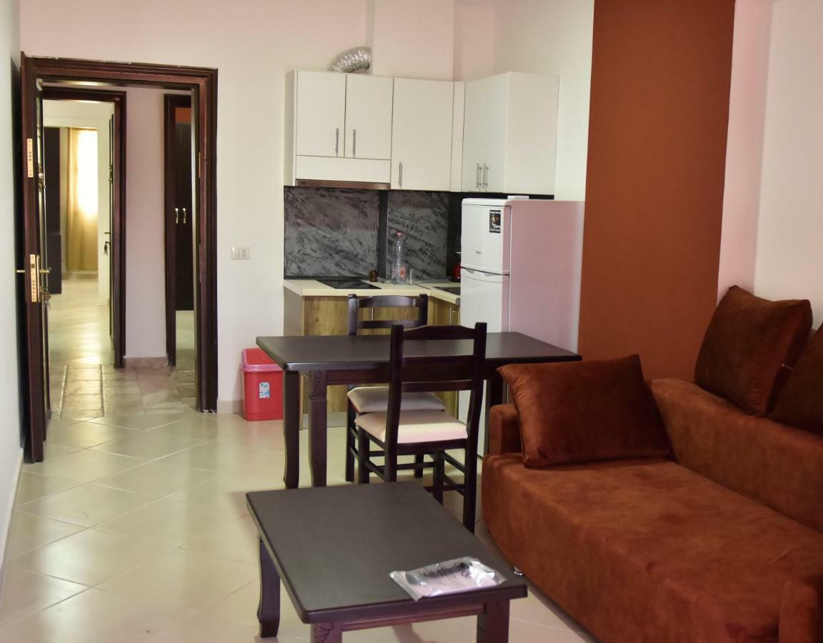 Shengjin Apartamente Antoni Bagian luar foto